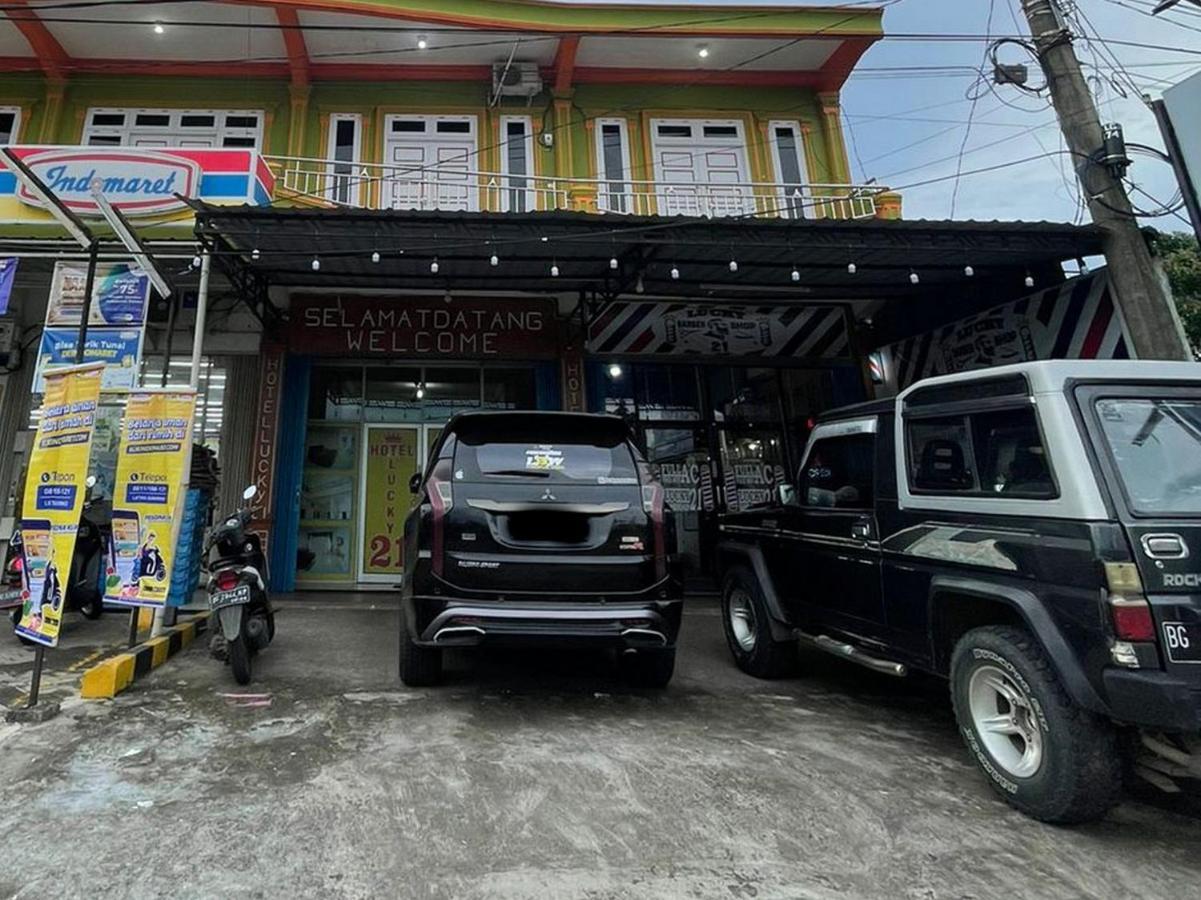 Hotel Lucky 21 Syariah Mitra Reddoorz Lubuklinggau Exterior photo